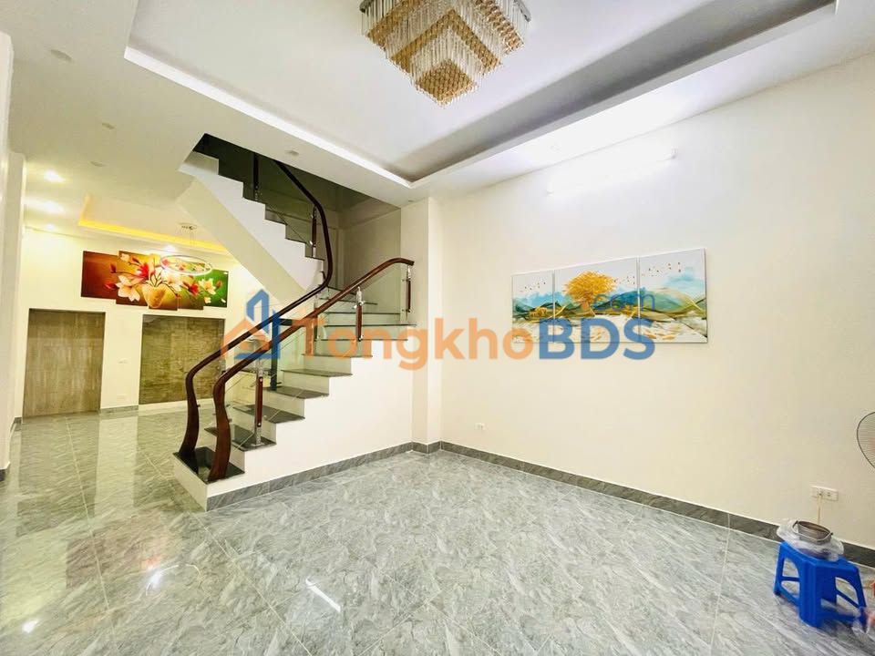 Nhà Phố Tô Vĩnh Diện 60m² - 5 Tầng Sang Trọng, 15 Tỷ Thượng Lượng