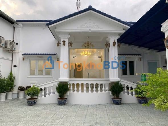 Nhà Mặt Tiền KD Vĩnh Long 300m² - Sẵn Sàng Kinh Doanh