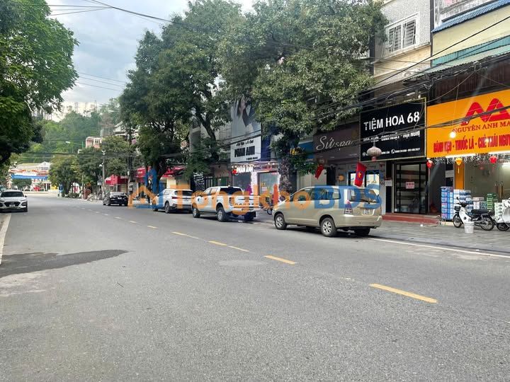 Mặt Phố Kinh Doanh Cù Chính Lan, TP. Hòa Bình 60m² - Sẵn Sàng Đầu Tư