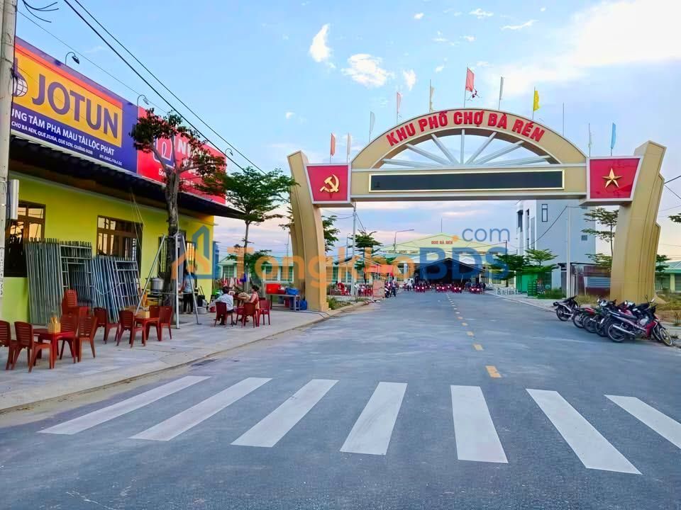 Mặt tiền kinh doanh Phố Chợ Bà Rén, Đà Nẵng - 105m² - Sẵn Sàng Đầu Tư