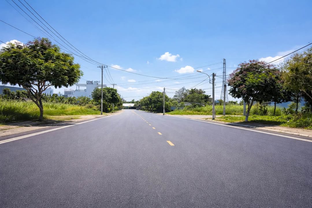 Bán Gấp Nhà Saigon Village 80m² - Sổ Hồng Riêng, Giá 1.95 Tỷ