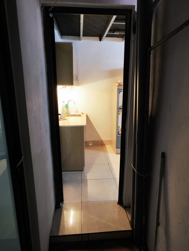 Cho thuê phòng trọ 18m² Nam Dư, Hoàng Mai - Sẵn Sàng Ở Ngay!