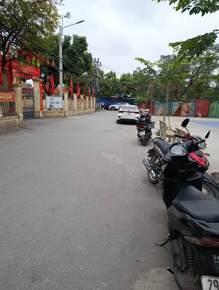 Nhà 44m² Hoàng Liệt, Hà Nội - Sổ đỏ sẵn, giá tốt đầu tư