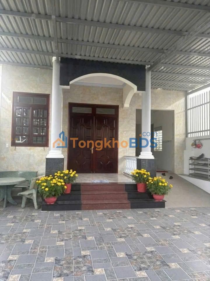 Nhà Cấp 4 Đường DX, Phú Mỹ, TDM - 3PN, Sẵn Sàng Ở Ngay