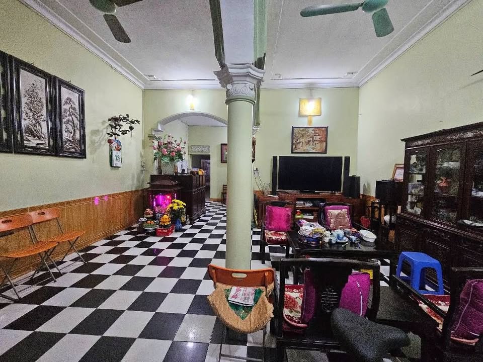 Nhà Phân Lô Bồ Đề 150m² MT 6m - 3 Tầng KD Sầm Uất - Giá Tốt Nhất