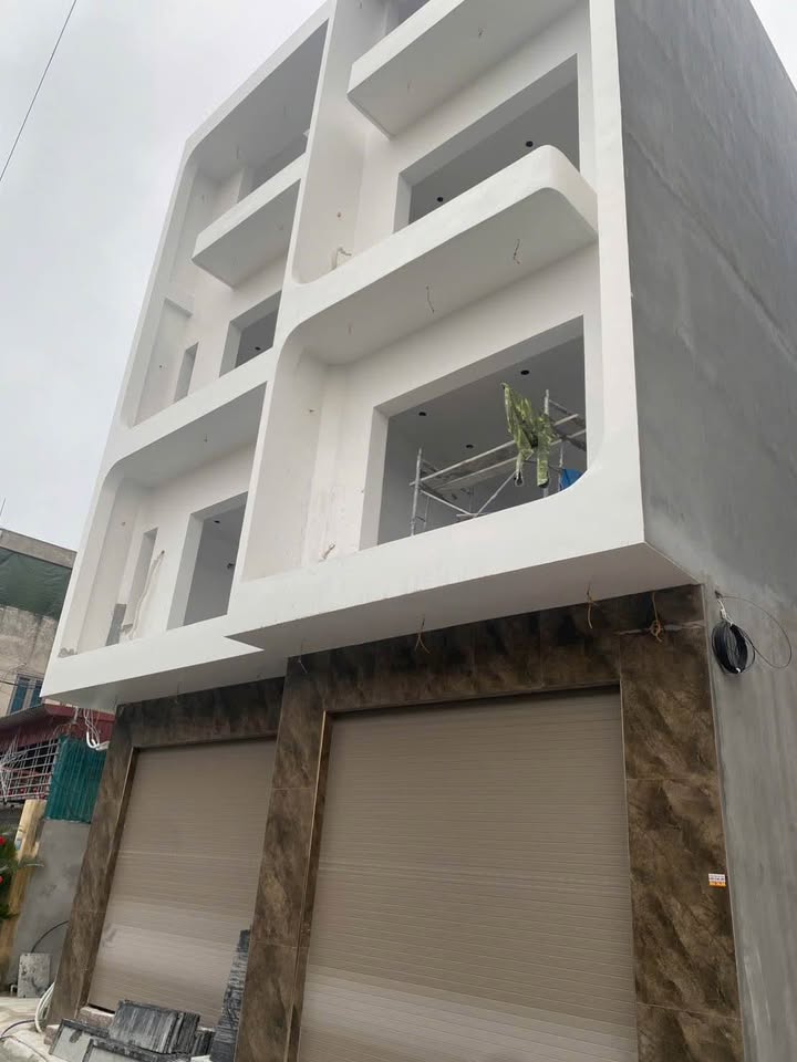 Nhà 4 Tầng Lô Góc Nguyễn Lương Bằng, Hải Phòng - 46m² Giá Hơn 3 Tỷ