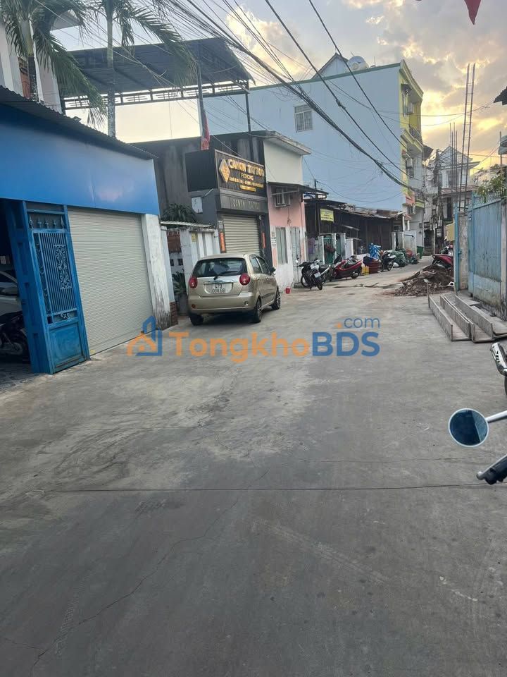 Nhà cấp 4 hẻm 40 Nguyễn Tất Thành, Tuy Hòa - 65.88m² Thổ cư, Giá 3.5 tỷ