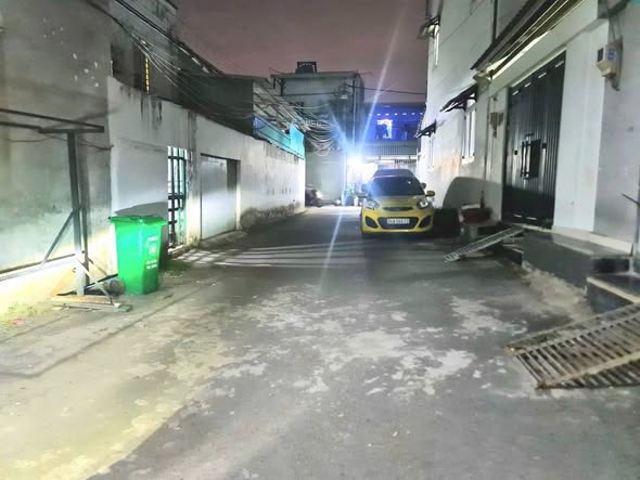 Nhà Hiệp Bình Chánh, Thủ Đức 60m² - HXH, 4PN, Giá 7 Tỷ TL