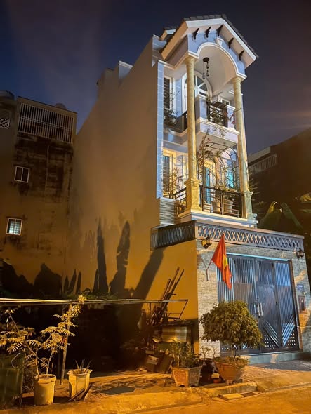 Bán Đất Long Trường Thủ Đức 82m² - Sổ Hồng Riêng, Giá 4.4 Tỷ