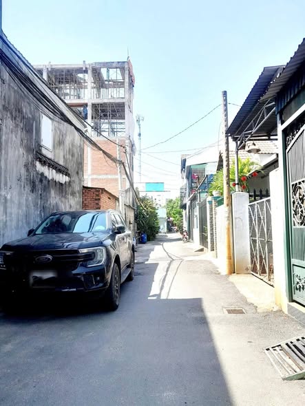 Đất Linh Xuân Thủ Đức 100m² - Hẻm Xe Hơi - Sổ Hồng Riêng - Giá 5 Tỷ