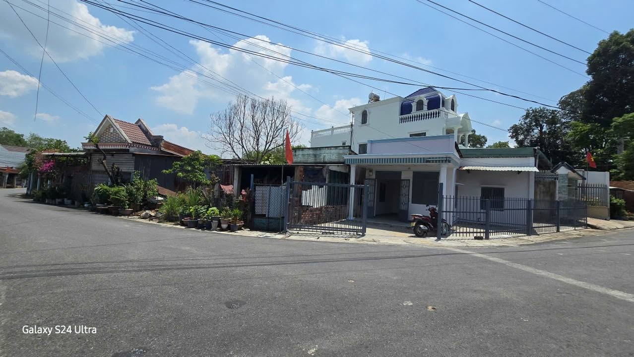 Bán Gấp Nhà 116m² Phường Tân Định, Bến Cát - Giá 1.25 Tỷ, Sẵn Sàng Ở Ngay