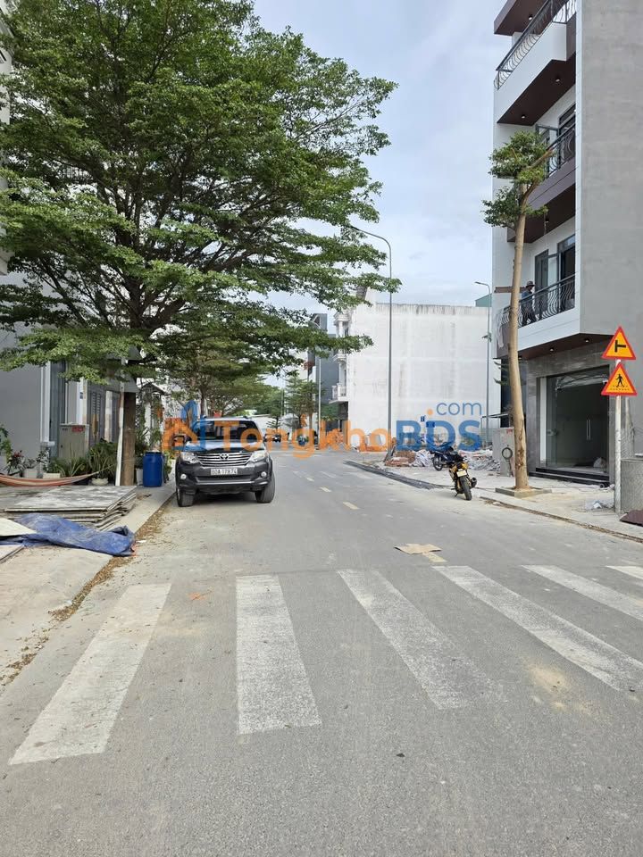 Bán đất Thuận An 60m² sổ hồng riêng, KDC Phú Hồng Lộc - Giá 3.4 tỷ