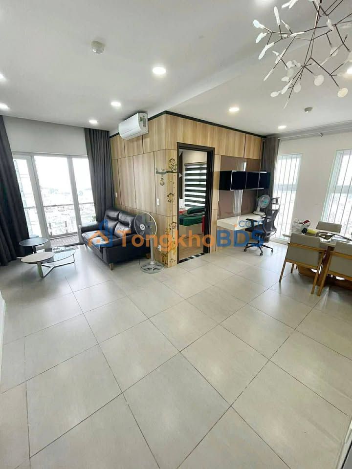 Cho thuê CHCC Xi Grand Court Quận 10 - 80m², 2PN, Nội thất đủ - 19 Triệu