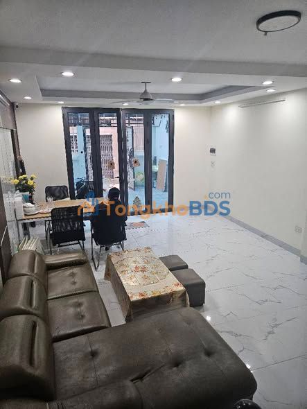 Nhà 6 Tầng Thang Máy Trần Đại Nghĩa, Hai Bà Trưng - 72m² Sẵn Sàng Kinh Doanh