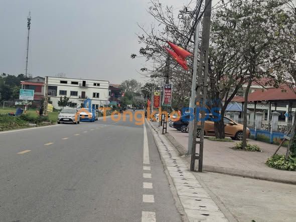 Đất Sóc Sơn 105m² - Sổ Đỏ Sẵn Sàng, Đối Diện Sân Bóng