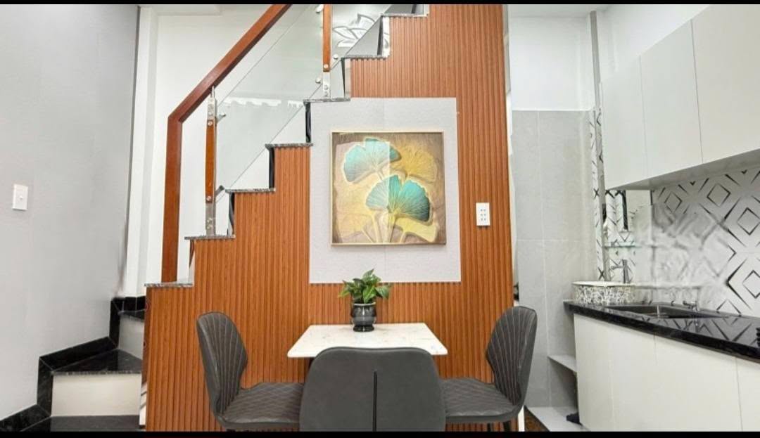 Nhà Phố Phan Văn Trị Gò Vấp 15m² - Full Nội Thất, Giá 2.1 Tỷ