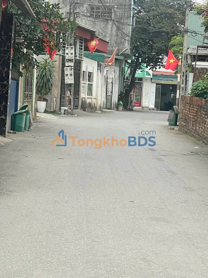 Đất Nền Xóm Chám, Bình Xuyên - 100m² Sổ Đỏ, Đường Rộng 2 Xe Tránh Nhau