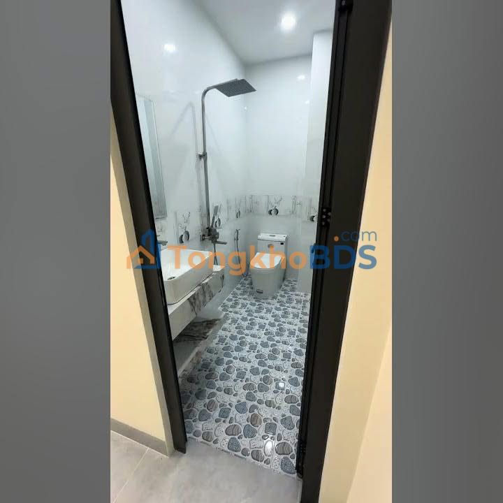 Nhà 4x13.5m 4PN 4 Lầu Có Thang Máy - Hẻm Xe Hơi Bình Thành, Bình Tân