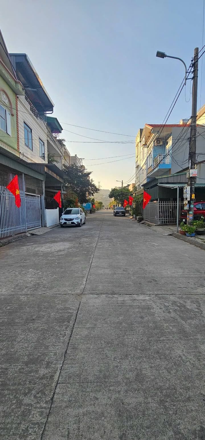 Bán nhà 5 tầng full nội thất, Việt Hưng, Long Biên - 75m², 6.x tỷ