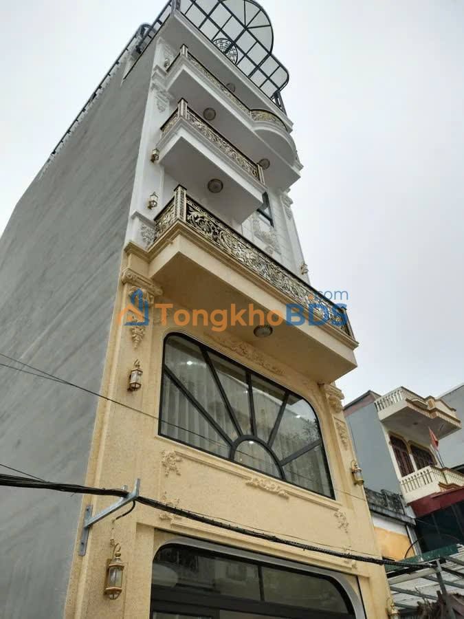 Nhà 7 Tầng Thang Máy Nguyễn Văn Linh, Long Biên - 65m² Sổ Đỏ Chính Chủ