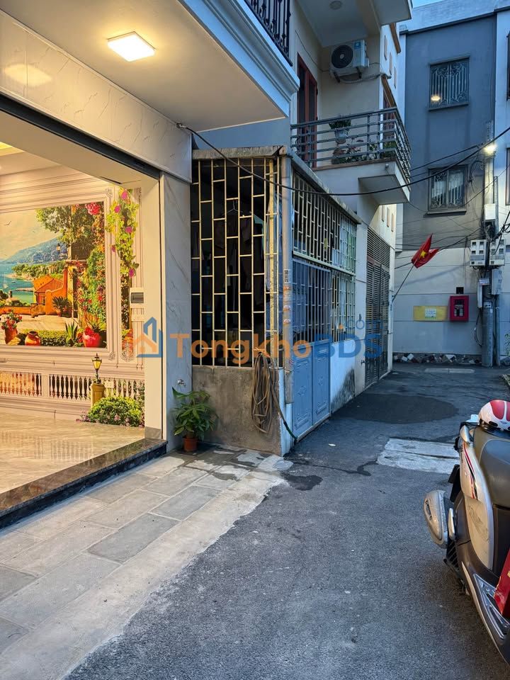 Nhà Phố Phúc Lợi Long Biên 38m² 5 Tầng - Sẵn Sàng Vào Ở Ngay