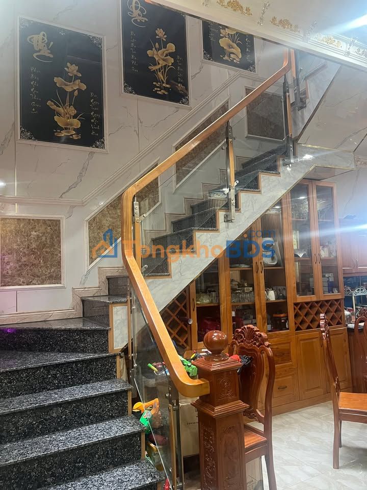 Nhà Mặt Tiền Thuận An 100m² (5x20) - 4PN Full Nội Thất Cao Cấp - Giá 5 Tỷ