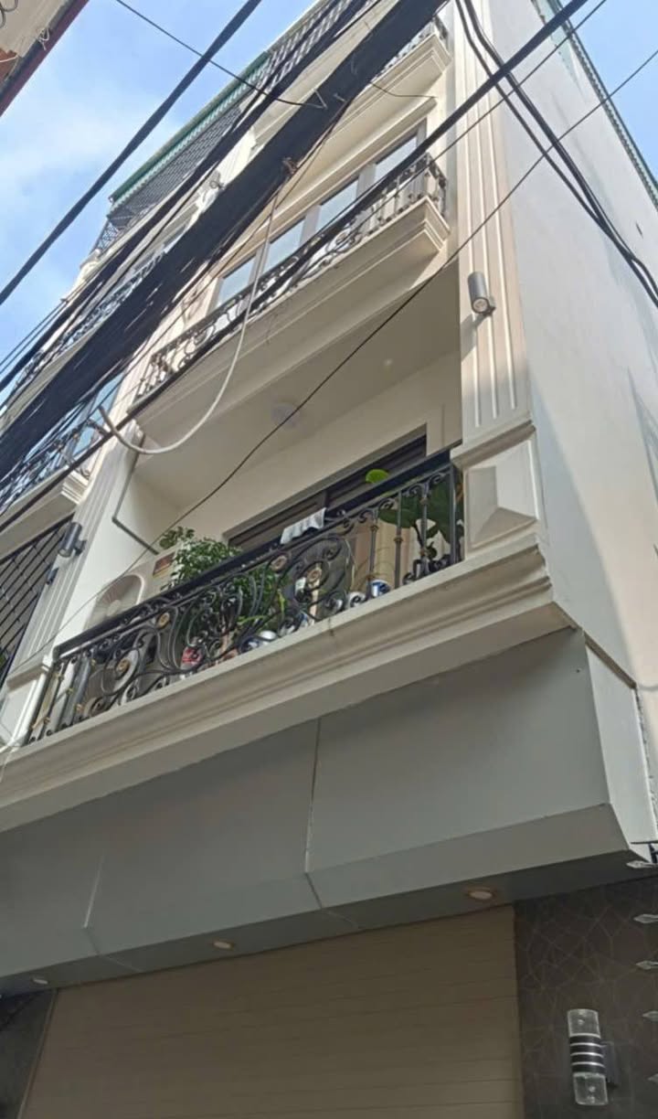 Nhà Phố Vĩnh Hưng 32m² 5 Tầng - Ô tô lùi cửa, Chỉ hơn 6 tỷ