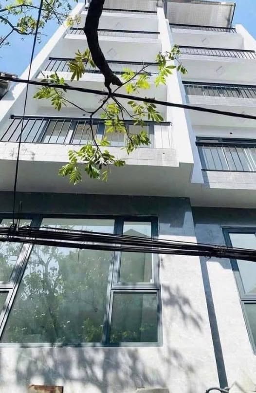 Nhà 6 Tầng Thang Máy Thạch Bàn - Ô Tô Đỗ Cửa - 36m² - 8.5 Tỷ