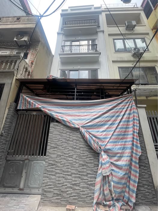 Nhà Ngọc Thụy 65m² - 9.9 Tỷ - 4 Tầng - Sổ Vuông - 2 Thoáng