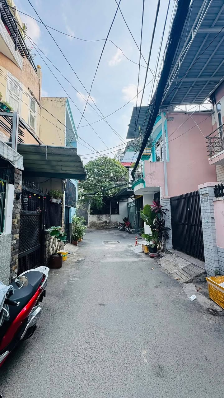Nhà Hẻm Ô Tô Thông Sát Aeon Mall Tân Phú - 49m² Giá 5.1 Tỷ TL