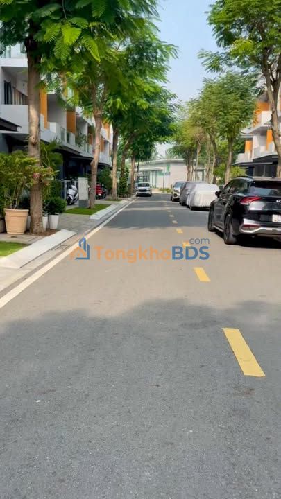 Nhà Phố Lovera Premier Bình Chánh - 242m² Sổ Hồng Sẵn Sàng