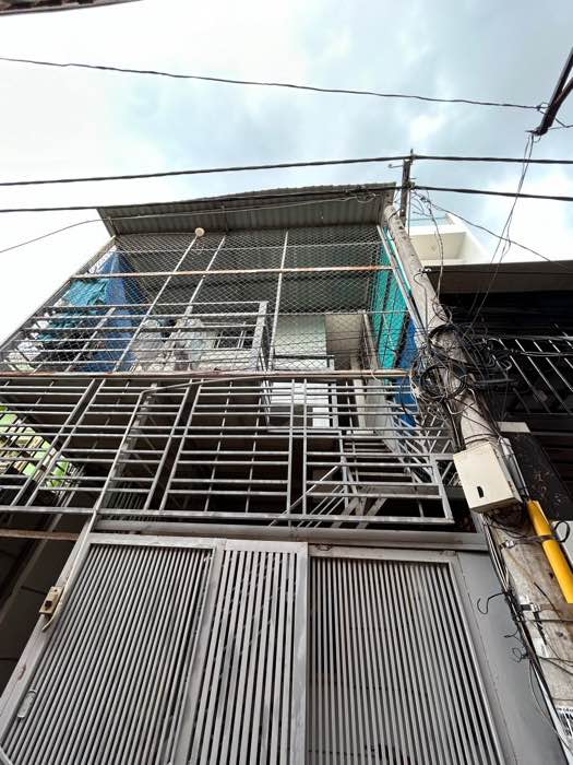 Bán Nhà Hiệp Bình Chánh 74.6m² - Sát Gigamall, Hẻm Thông, Dòng Tiền 10 Triệu/Tháng