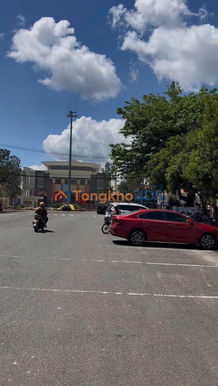 Nhà Mặt Tiền Kinh Doanh Spa Đinh Tiên Hoàng, Bảo Lộc - 97m² Giá 3 Tỷ