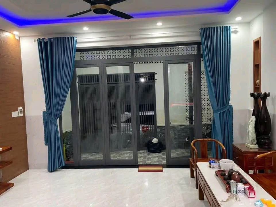 Nhà 3 Tầng Nở Hậu 70m² Đường Ô Tô Quy Nhơn - Giá Tốt