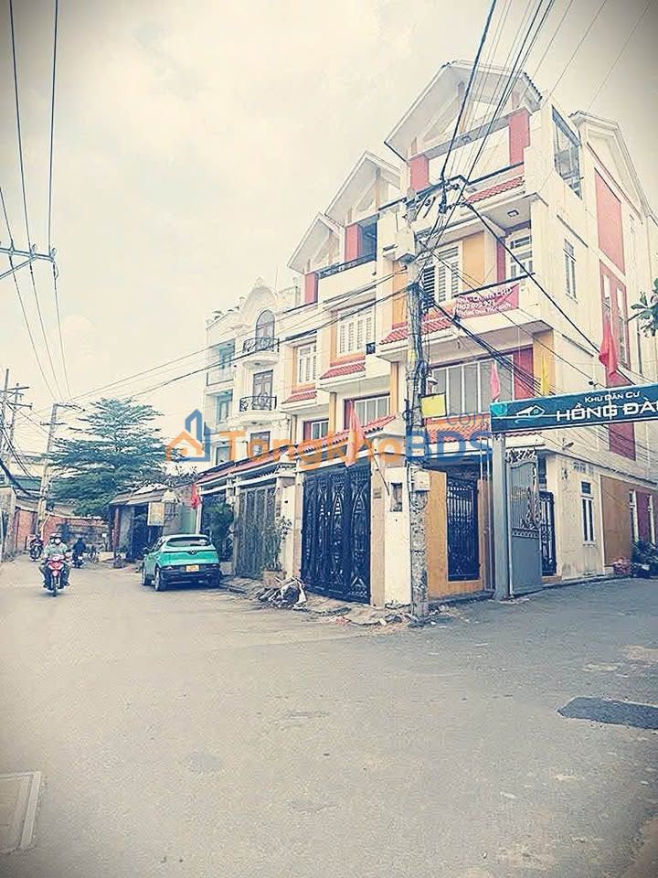 Nhà Phố Hiệp Bình Phước 54m² - Gara Ô Tô, Sát QL13, Đối Diện Vạn Phúc - 8.2 Tỷ