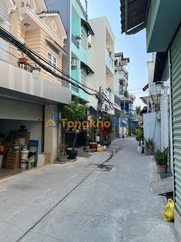 Nhà Phú Thuận Quận 7 80m² giá 9 tỷ - Ô tô vào tận nhà