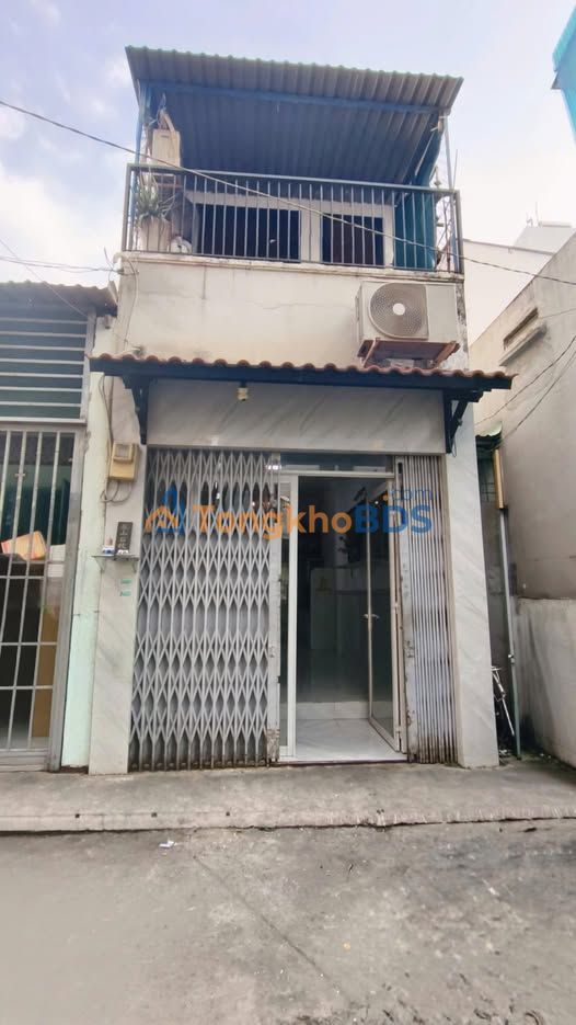 Nhà Hẻm Miếu Bình Đông, 28m², 2PN, 3.35 Tỷ - Sẵn Sàng Về Ở