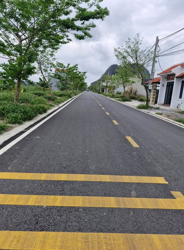 Đất nền 100m² hướng Đông - Đường Phong Phú, Ninh Giang - Sổ đỏ sẵn sàng