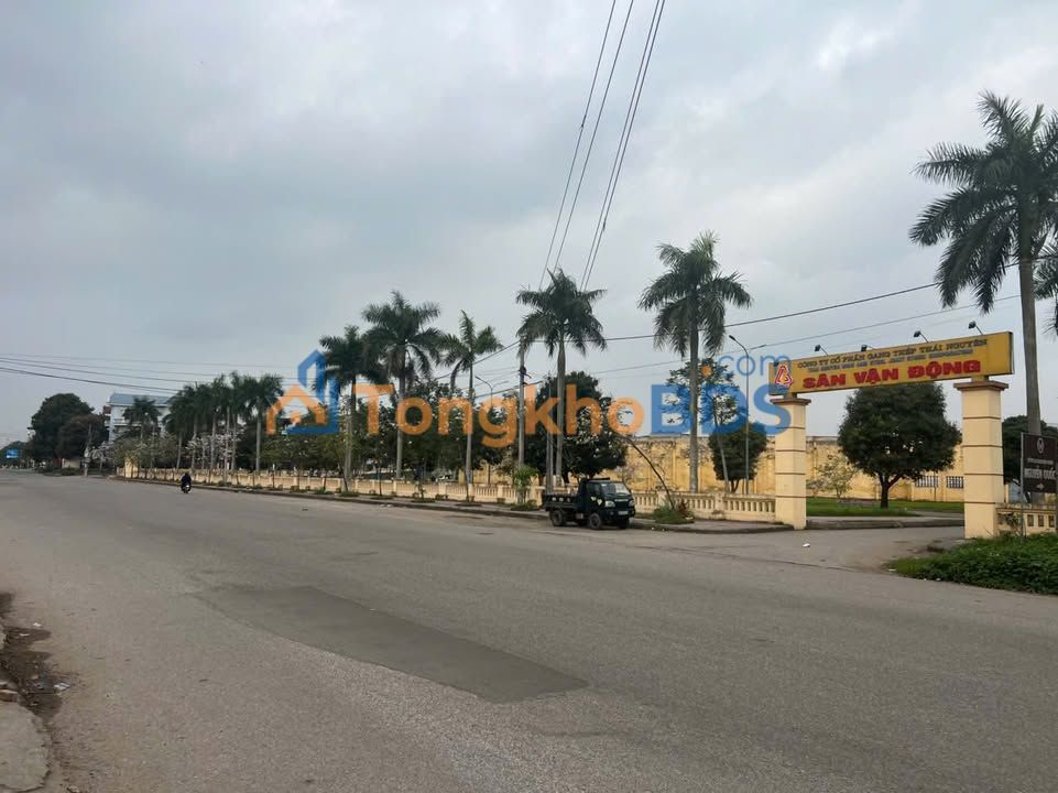 Bán Đất Tặng 2 Nhà Cấp 4 Kinh Doanh, 136m² Sân Vận Động Gang Thép, Thái Nguyên