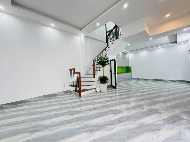 Nhà Lô Góc Phú Lương Hà Đông 50m² 5 Tầng - Sẵn Sàng Đón Gia Đình 6 Người