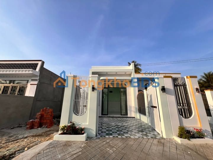 Nhà Cấp 4 90m² Sân Ô Tô Phường Long Hoa, Tây Ninh - 1.07 Tỷ