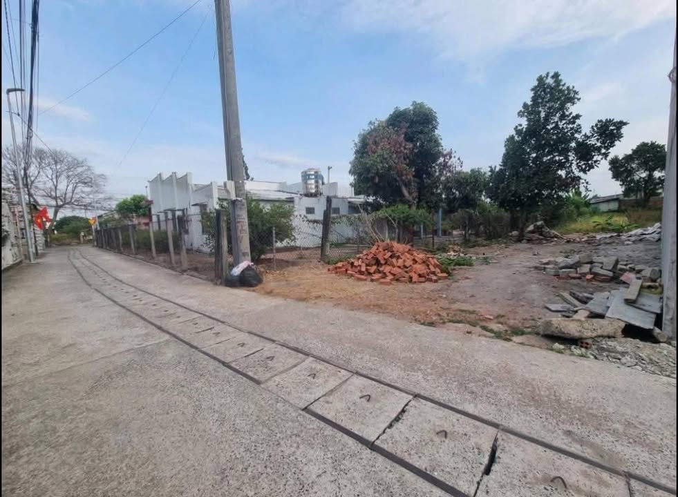 Bán đất Long Điền 158m² - Sổ hồng sẵn, gần chợ, khu dân cư đông đúc