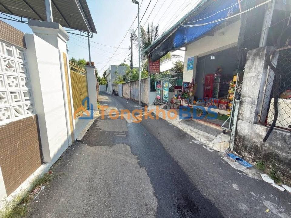 Nhà Phước Hưng, Bà Rịa - Sổ Riêng, Mặt Tiền Nhựa 7.5x14m - 2.35 Tỷ