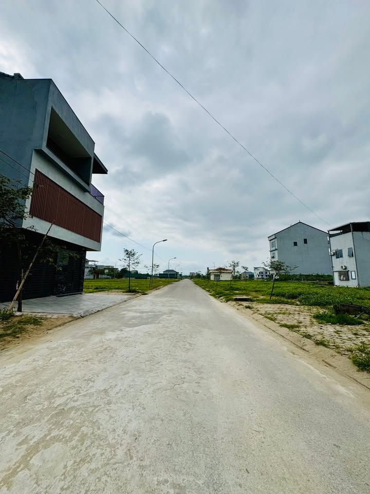 Đất Nền 68m² Mặt Tiền Đường Trường Văn Lĩnh, Vinh - Giá 3.x Tỷ