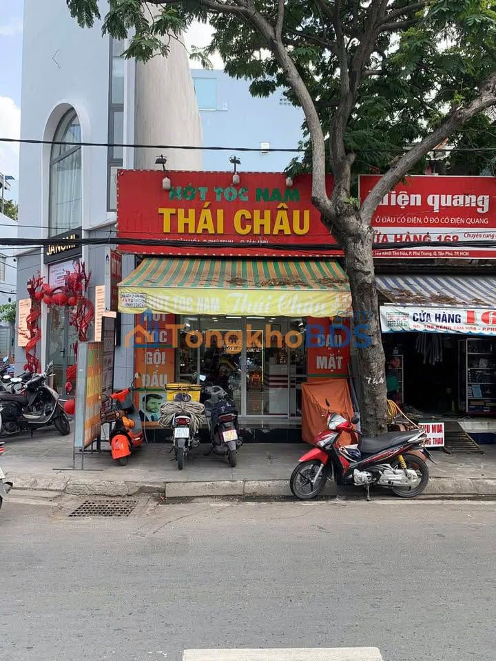 Nhà Mặt Tiền Kênh Tân Hóa, Tân Phú - Kinh Doanh Sầm Uất 62m²