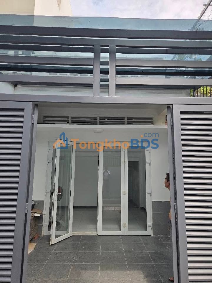 Nhà Sân Vườn Hẻm Ô Tô Nguyễn Hữu Tiến, Tân Phú - 75m², 3PN, Sổ Hồng