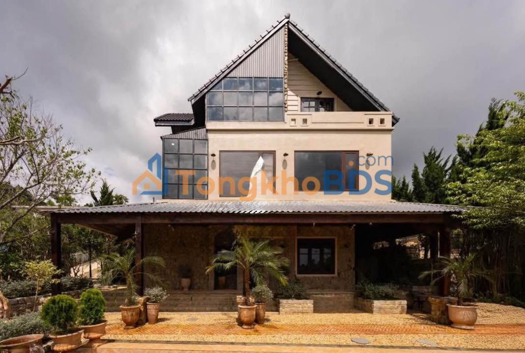 Biệt thự Châu Âu Đà Lạt 1673m² view đồi thông - Giá 42 tỷ