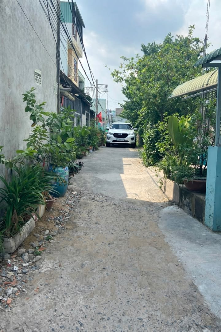 Bán Nhà Phường Phước Long B 70m² Giá 5.35 Tỷ - Hẻm Xe Hơi, Sổ Hồng Riêng