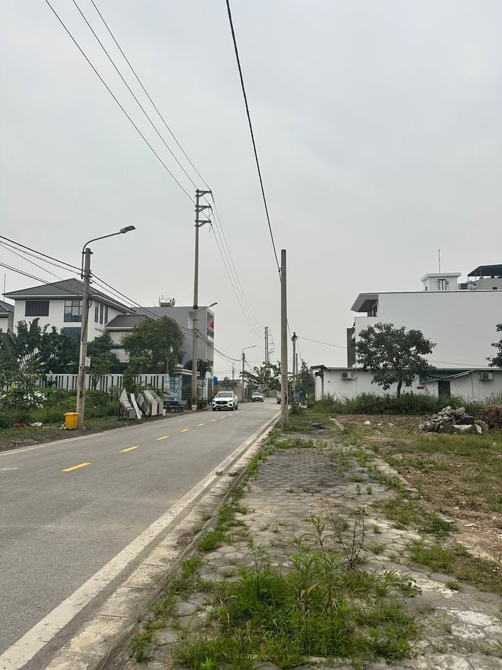 Bán Đất Nền Tân Thanh, Hà Nam 92.5m² - Hướng Nam, Gần Nhà Hàng Trường Linh