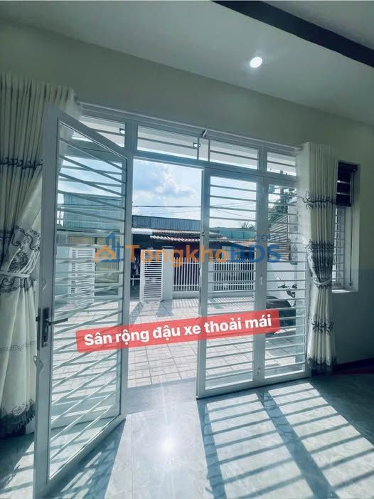 Nhà Cấp 4 Mặt Tiền Rạch Cái Sao, Long Xuyên - 165m² Giá 1.9 Tỷ